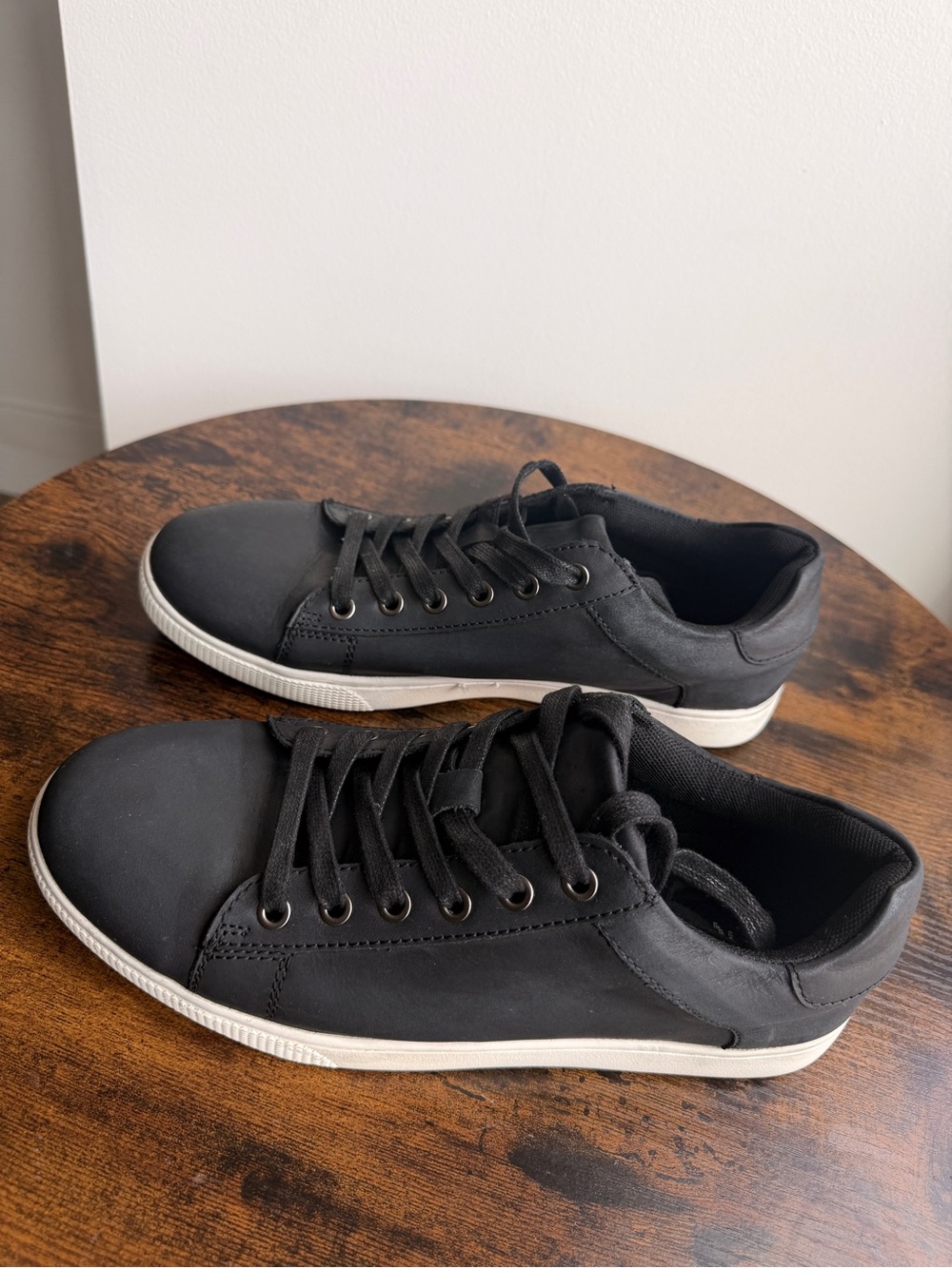 Jousen Men’s Casual Shoes Business Leather Dress Sneakers Black Size 8